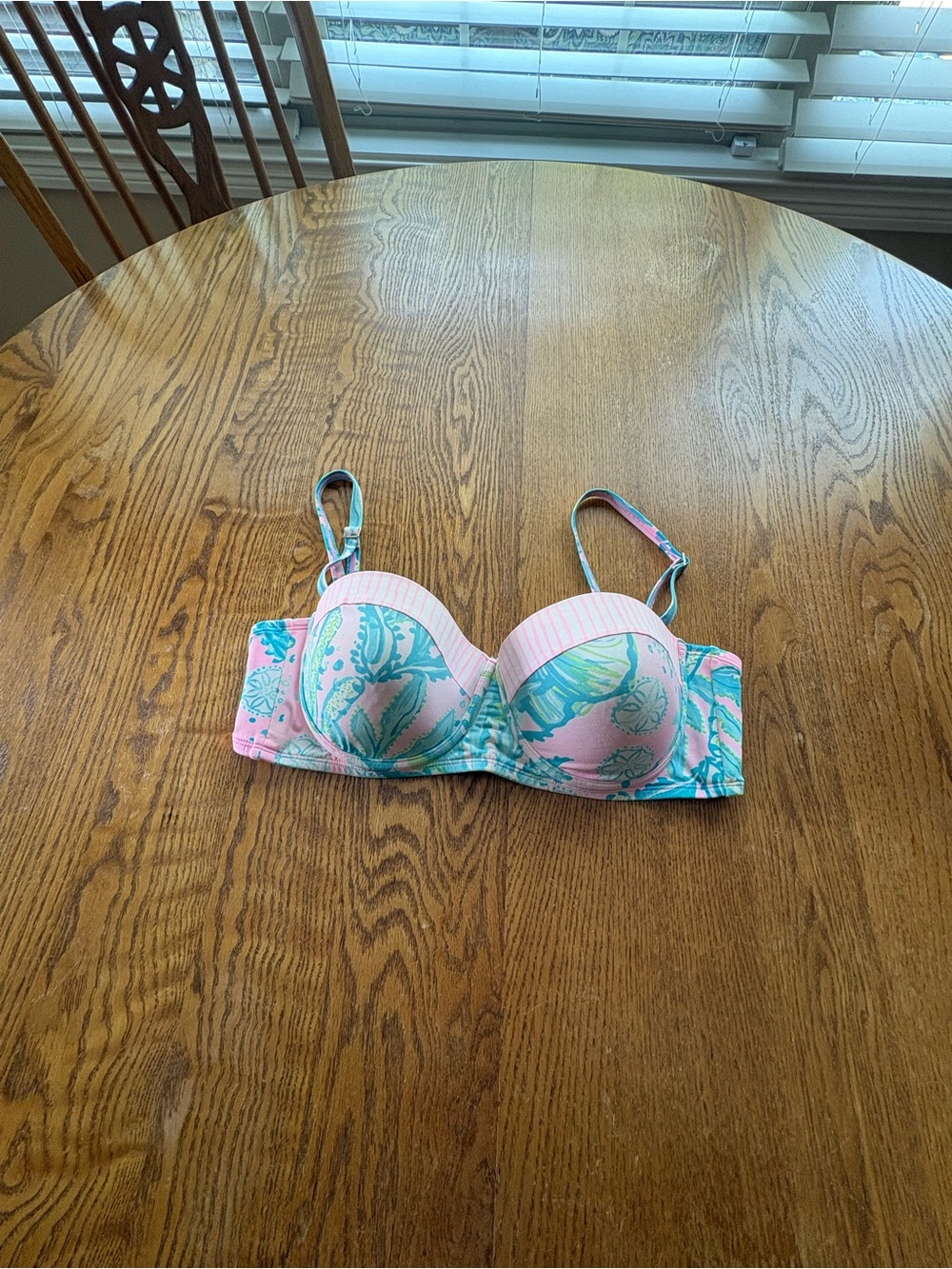 Lilly Pulitzer Leven Bikini Top size 10 Underwire Pink Green Blue